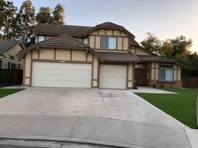 28891 Biarritz Ct