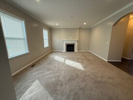 2384 Oakview Ct in Hebron, KY - Building Photo