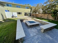 2104 Elizondo Ave in Simi Valley, CA - Building Photo - Building Photo