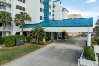 Oceanquest Condominium in Ponce Inlet, FL - Building Photo - Building Photo