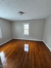 1305 Plainfield Rd in South Euclid, OH - Building Photo - Building Photo