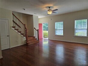 7417 Pebble Lake Dr in Mechanicsville, VA - Building Photo - Building Photo