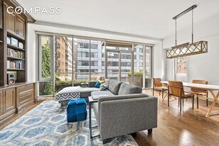119 Fulton St, Unit 8 in New York, NY - Building Photo