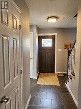 587 Bon Echo Dr in Oshawa, ON - Building Photo - Building Photo