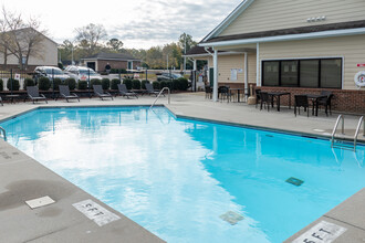 Cumberland Towers in Fayetteville, NC - Building Photo - Building Photo