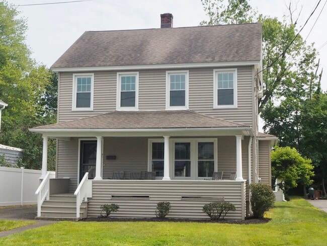 property at 91 Henderson Rd