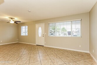 4623 W Eva St in Glendale, AZ - Building Photo - Building Photo