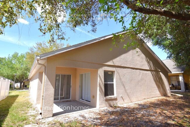 2862 Stags Leap Dr in Orange City, FL - Building Photo - Building Photo