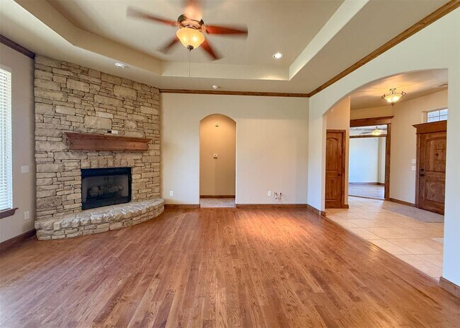 14009 Canterbury Dr in Edmond, OK - Building Photo - Building Photo