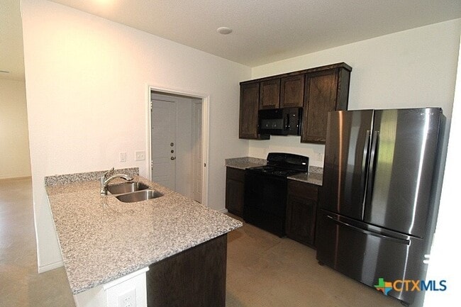 102 Lost Trl in Copperas Cove, TX - Building Photo - Building Photo