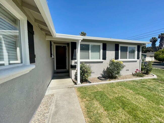 3592 Vancouver Way in Concord, CA - Building Photo - Building Photo