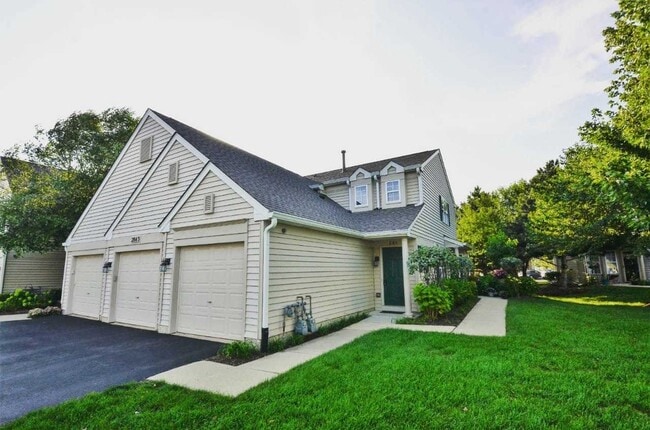 2843 Rutland Cir in Naperville, IL - Building Photo - Building Photo