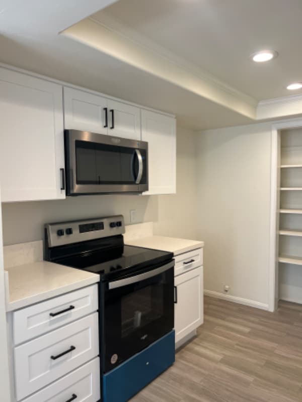 125 Melody Ln, Unit B in Costa Mesa, CA - Building Photo - Building Photo