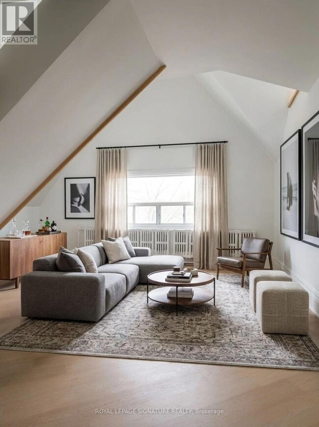 property at 1 Bellwoods Park