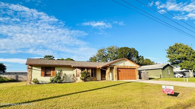 3807 Jupiter Blvd SE in Palm Bay, FL - Building Photo - Building Photo