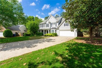 580 Olde Lauren Ct in Alpharetta, GA - Building Photo - Building Photo
