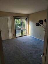 295 Gemini Dr in Hillsborough, NJ - Building Photo - Building Photo