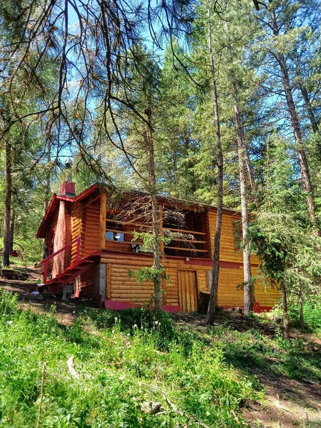 property at 12922 W Pine Creek Rd