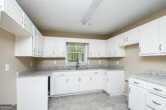 606 Hamlet Ct SE in Conyers, GA - Building Photo - Building Photo