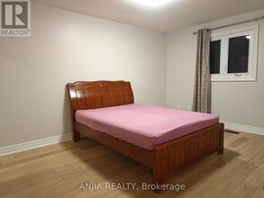 5 Janna Ct in Markham, ON - Building Photo - Building Photo