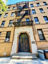 3053 29th St in Astoria, NY - Building Photo