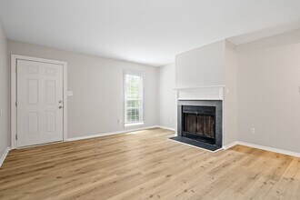 6105 Spice Ridge Ln in Raleigh, NC - Building Photo - Building Photo