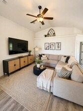 8181 Sierra St in Navarre, FL - Building Photo - Building Photo