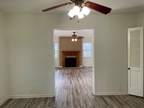 85 W Lemon Ave in Arcadia, CA - Building Photo - Building Photo