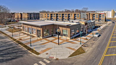 Pullman Pointe in Fishers, IN - Foto de edificio - Building Photo