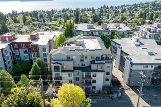 Broxton Condominiums in Seattle, WA - Building Photo - Building Photo