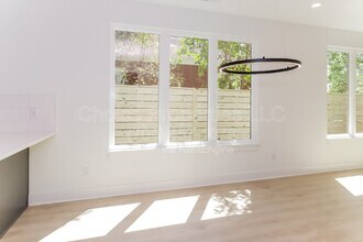 422 Sylvania Ave in Charlotte, NC - Building Photo - Building Photo