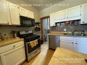 4435 N Beacon St in Chicago, IL - Building Photo - Building Photo