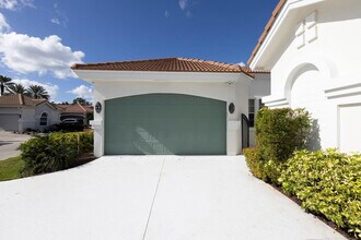6391 NW 23rd Ln in Boca Raton, FL - Building Photo - Building Photo