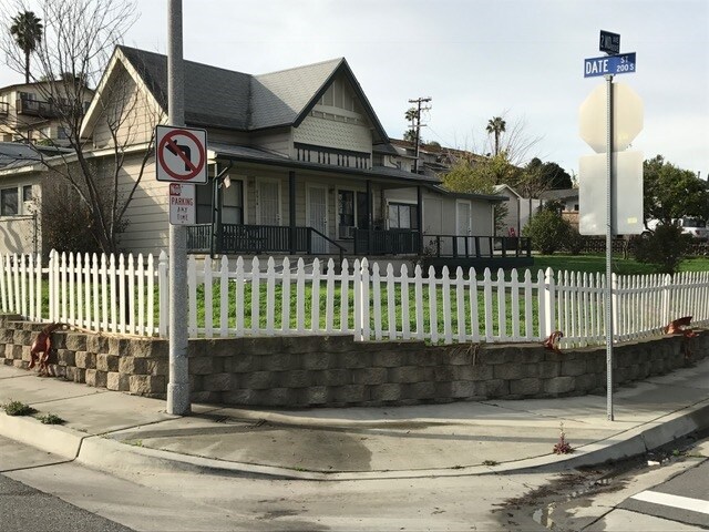 859 E 2nd Ave in Escondido, CA - Building Photo - Building Photo