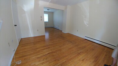 1699 Quinnipiac Ave, Unit D in New Haven, CT - Building Photo - Building Photo