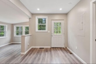 834 Sebago Rd in Sebago, ME - Building Photo - Building Photo