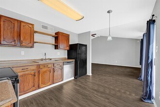 17303 Nordway Dr in Houston, TX - Building Photo - Building Photo