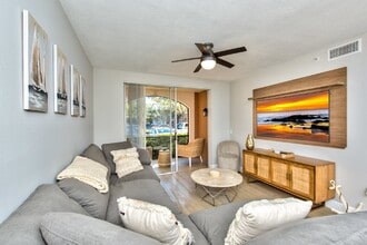 1225 Reserve Way in Naples, FL - Building Photo - Building Photo