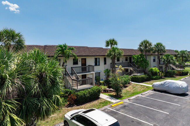 Central Park South Condominiums in Ft. Myers, FL - Building Photo - Building Photo