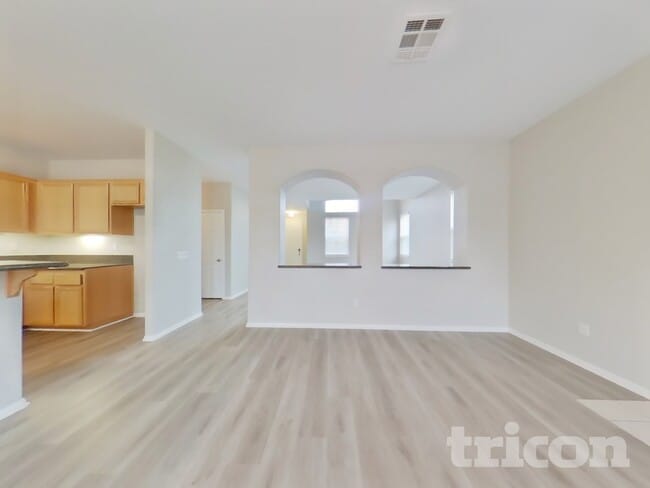 733 Pino Ave in Lancaster, CA - Building Photo - Building Photo