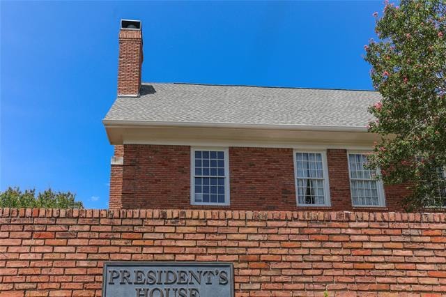 property at 6003 Hillcrest Ave