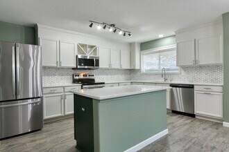 15219 Spring Land in San Antonio, TX - Building Photo - Building Photo