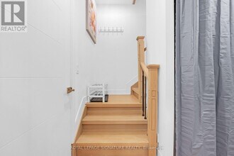 31 Edinburgh Dr in Toronto, ON - Building Photo - Building Photo