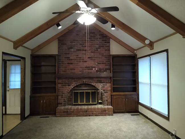 3955 SW Ensign Dr in Lee's Summit, MO - Building Photo - Building Photo