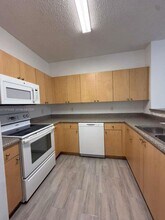 2440 E Preserve Way in Miramar, FL - Building Photo - Building Photo