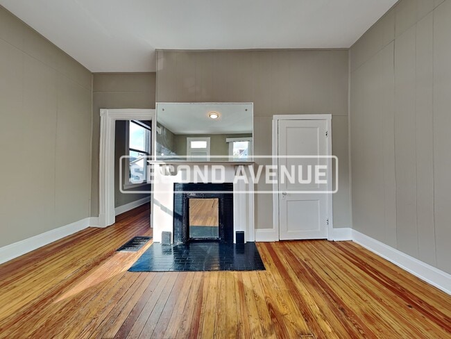 1233 Dewey Ave in Cincinnati, OH - Building Photo - Building Photo