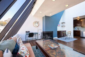 3209 Cherry Hill Ln in Washington, DC - Building Photo - Building Photo