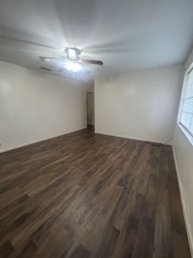 301 Margo St in Longview, TX - Building Photo - Building Photo