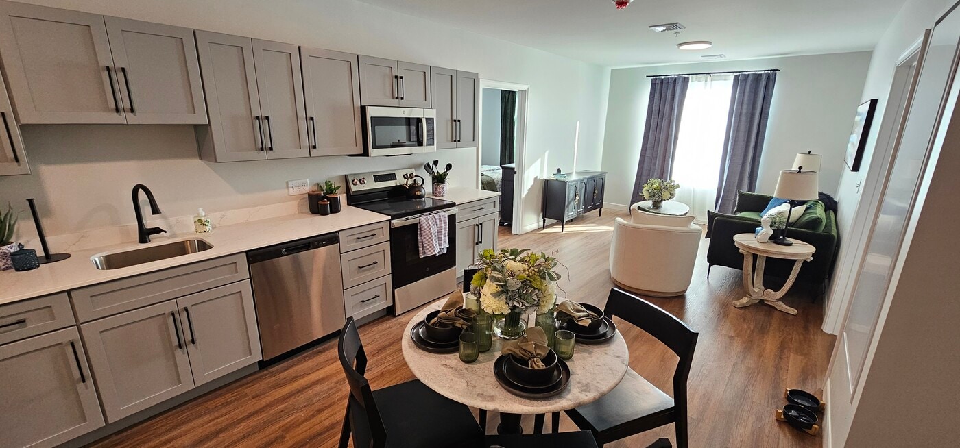 The Overlook in Somersworth, NH - Foto de edificio