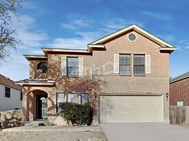 10423 Fork Crk in San Antonio, TX - Building Photo